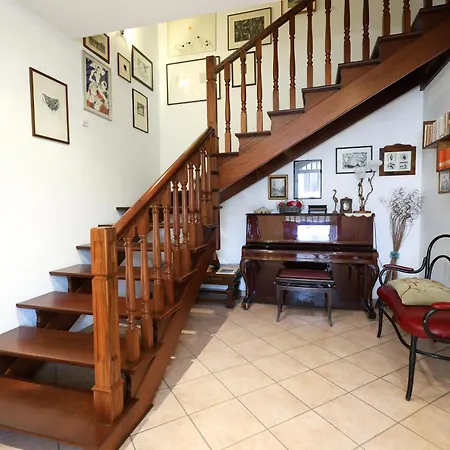 Kira Kira Hospitality Panzió