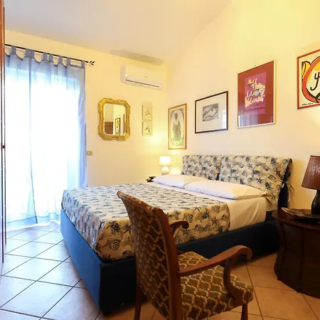 Kira Kira Hospitality 3*