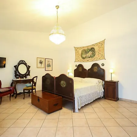 Kira Kira Hospitality 3*