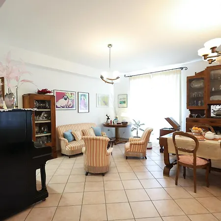 Panzió Kira Kira Hospitality