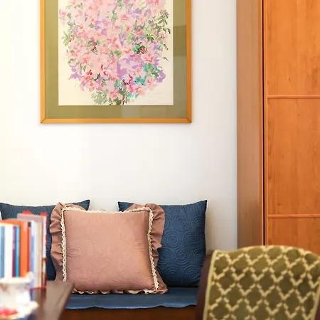 Kira Kira Hospitality Panzió